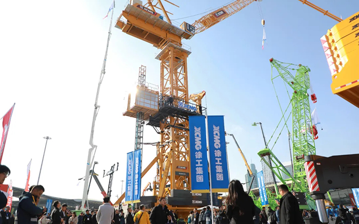bauma CHINA 2024丨三亿体育塔式起重机、智能施工升降机火热亮相